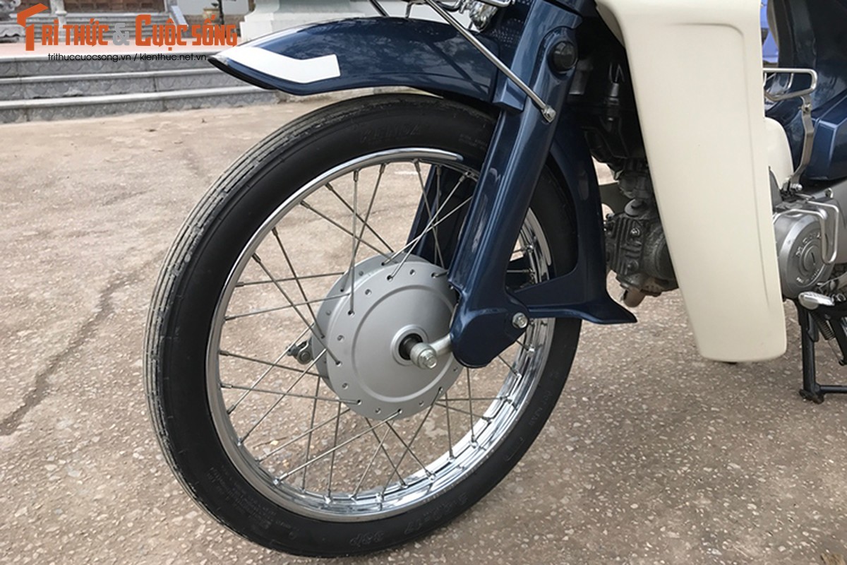 Honda Super Cub C90 gia hon 60 trieu dong tai Ha Noi-Hinh-9